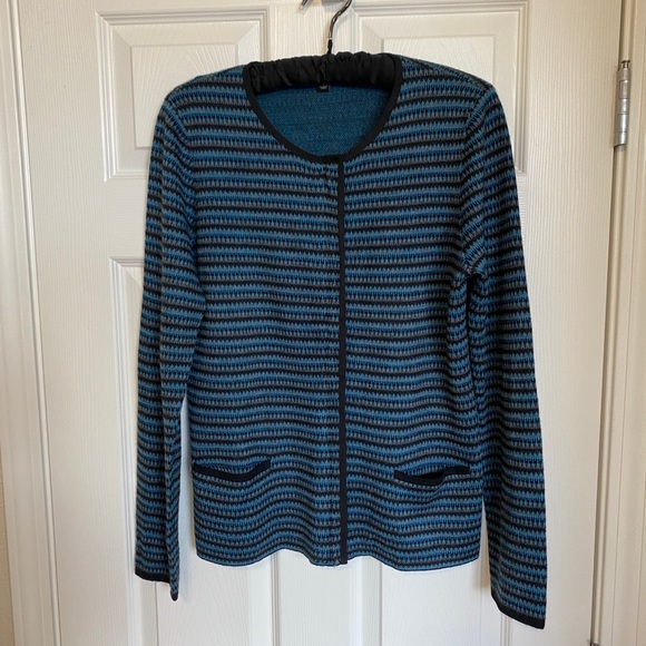 Ann Taylor Sweater - Picture 1 of 4